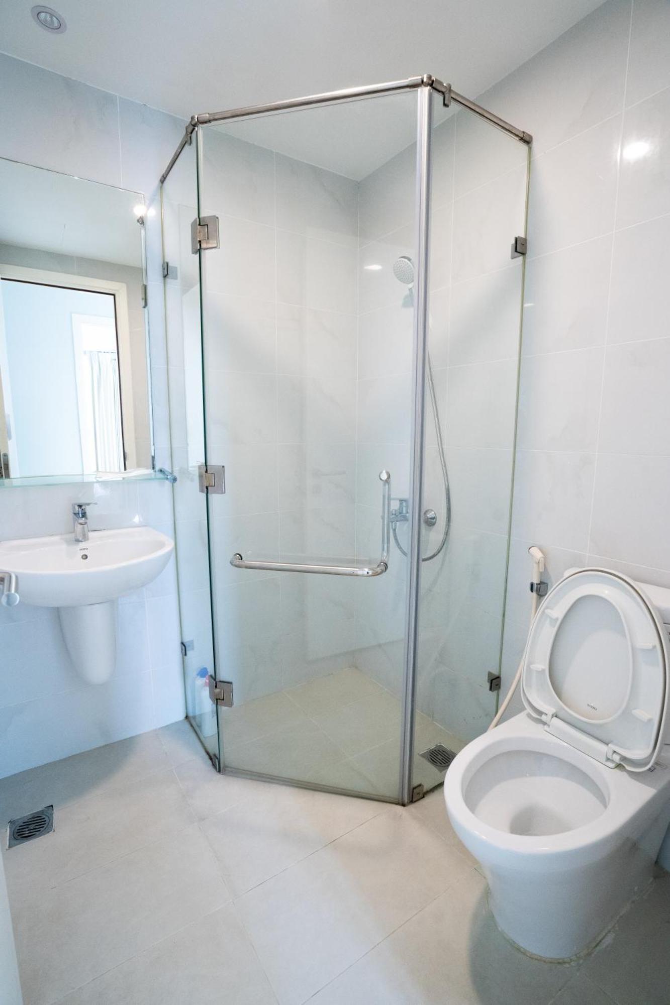 Thao Dien High-rise With Beautiful Night View 2 Bed 2 Bath Masteri An Phu Sol Ho Chi Minh City