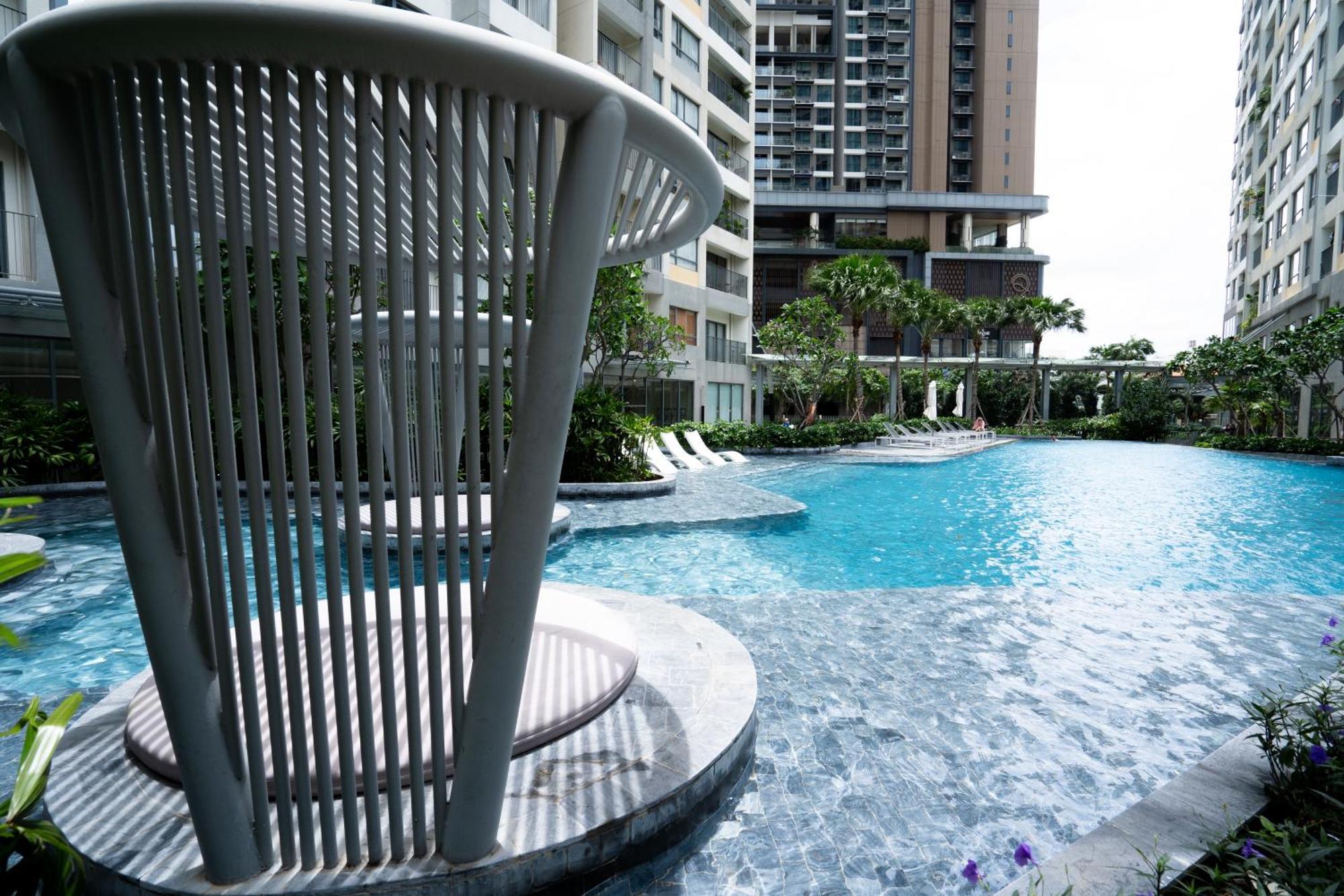 Thao Dien High-rise With Beautiful Night View 2 Bed 2 Bath Masteri An Phu Sol Apartment